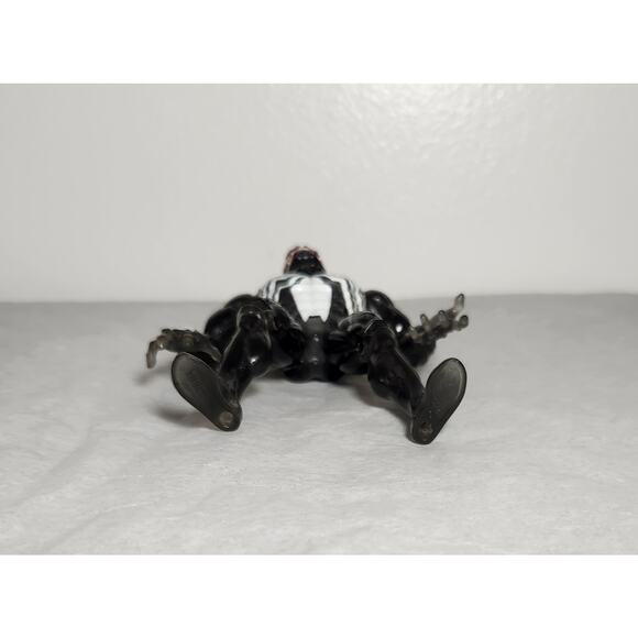 Toy Biz Vintage Marvel Translucent Venom 5.25" Action Figure 1995 Pre-owned - Picture 7 of 8